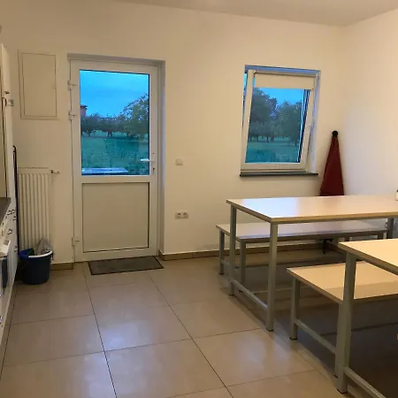 Apartmán Monteurwohnung 1 *