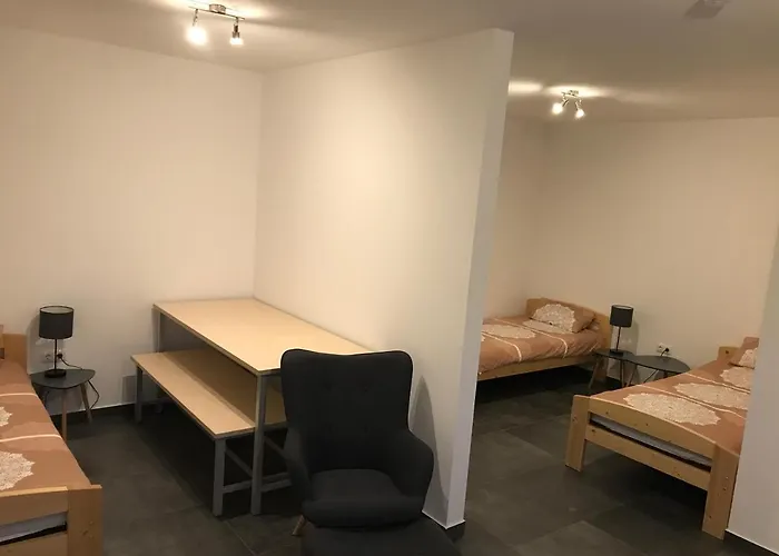 דירה Monteurwohnung 1 *