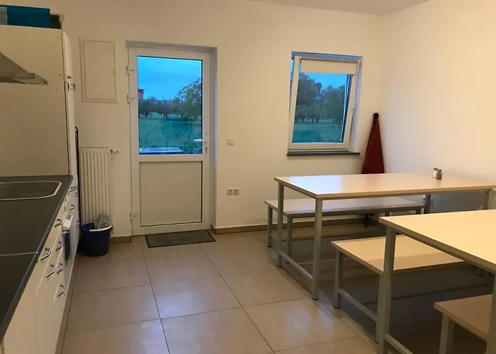 דירה Monteurwohnung 1 *